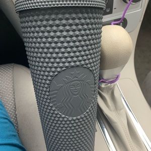 Meet your Posher, Kaitlyn